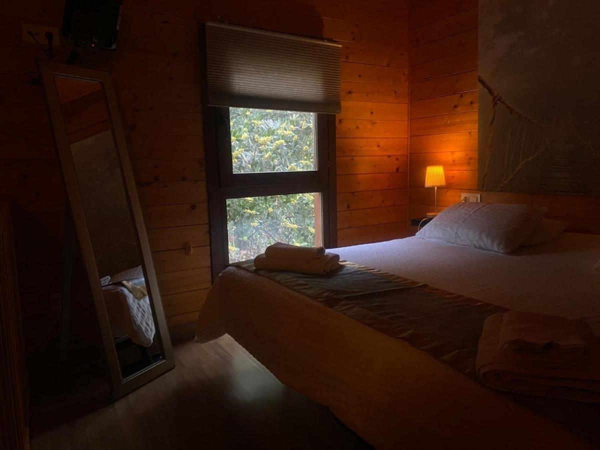 Apartamentos El Bosquet サン・クガ・デル・バリェス エクステリア 写真